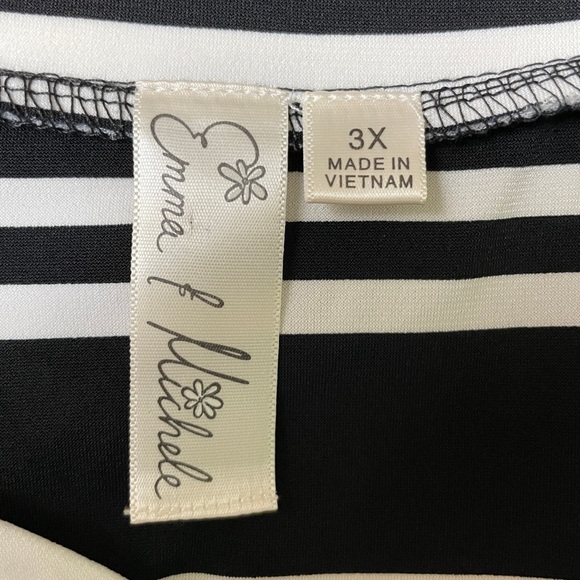 Emma & Michele size 3X dress - Picture 2 of 5